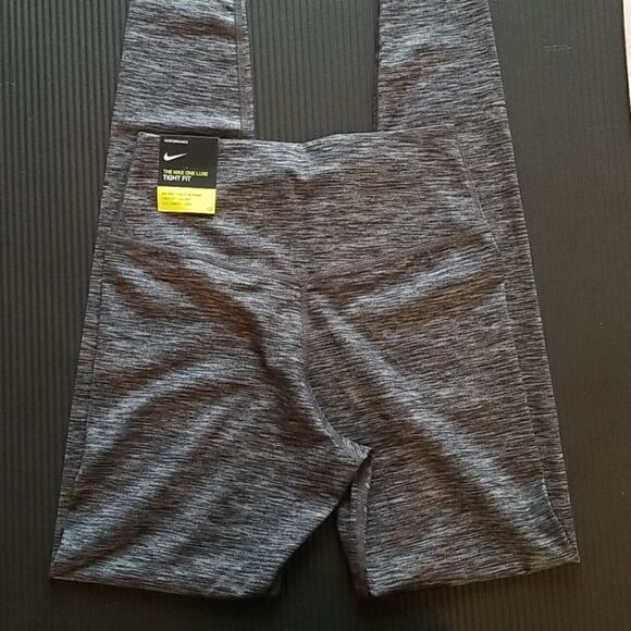 Sale🏷Nike one Luxe performance tights - Picture 4 of 6
